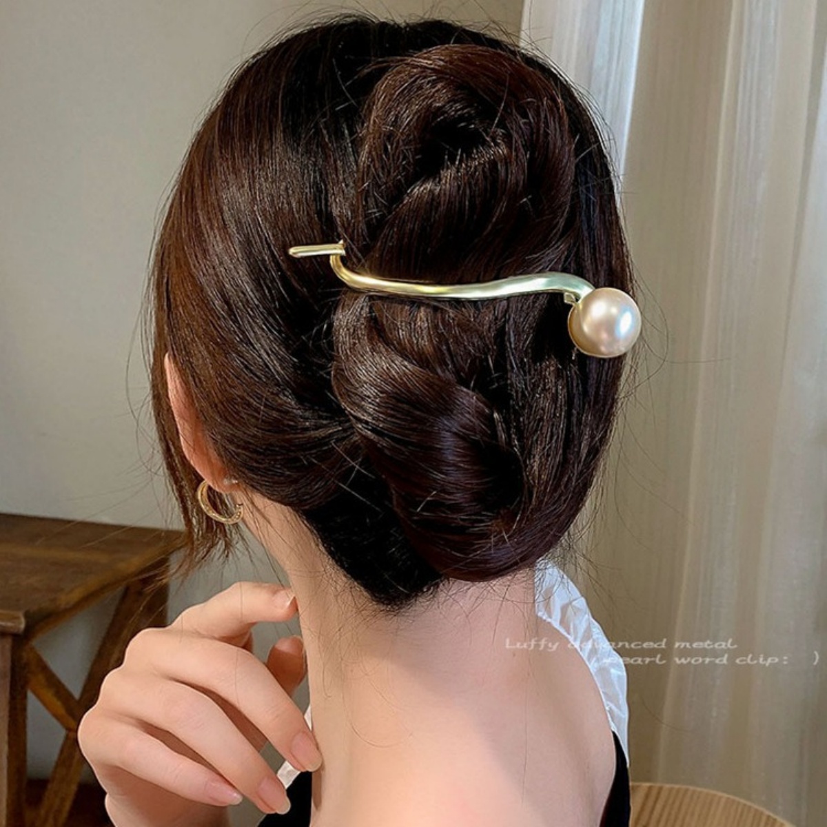 Elegant Glitter ไข่มุกผมคลิปสํ - The Korean Lifestyle บทวิจารณ์และราคา